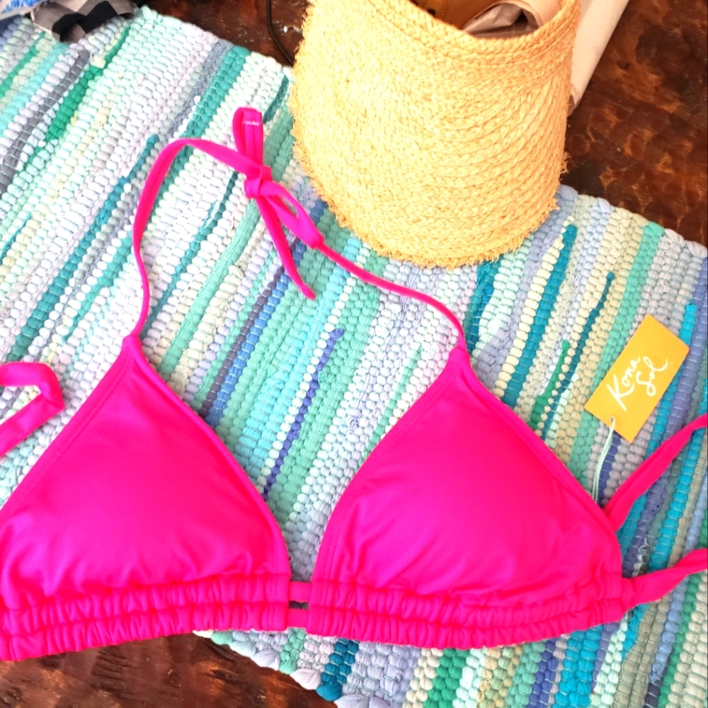 NWT HOT PINK BIKINI TOP
